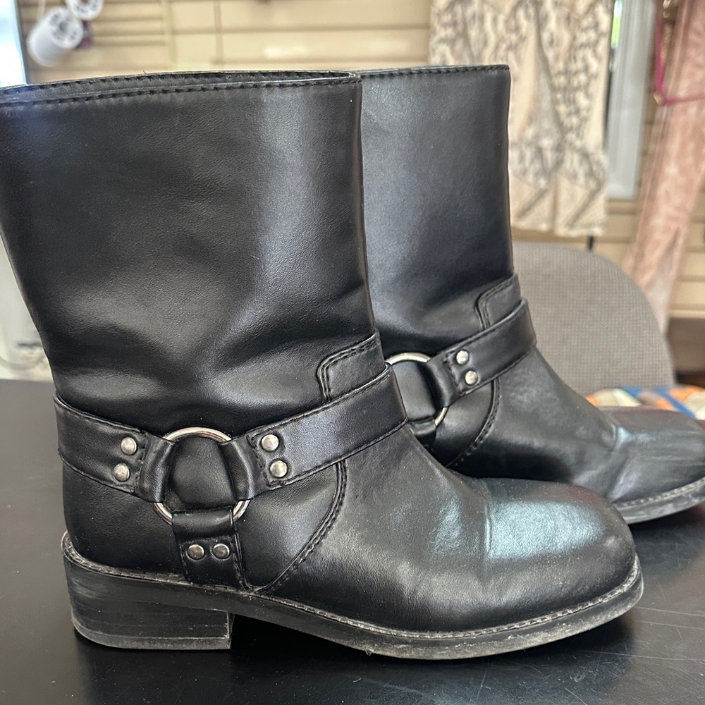 BC Footwear Black Ankle Boots with Strap Detail